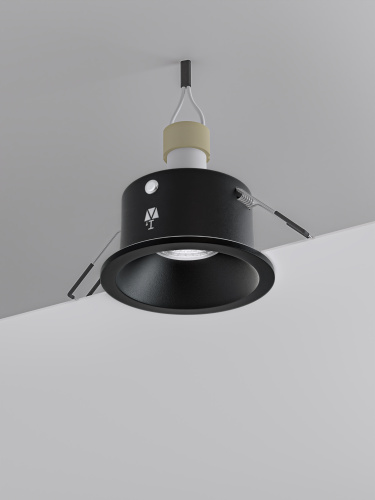 Встраиваемый влагозащищенный светильник interiorlight AQUA-4-B фото 3