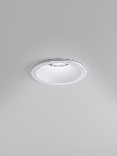 Встраиваемый влагозащищенный светильник interiorlight AQUA-4-W